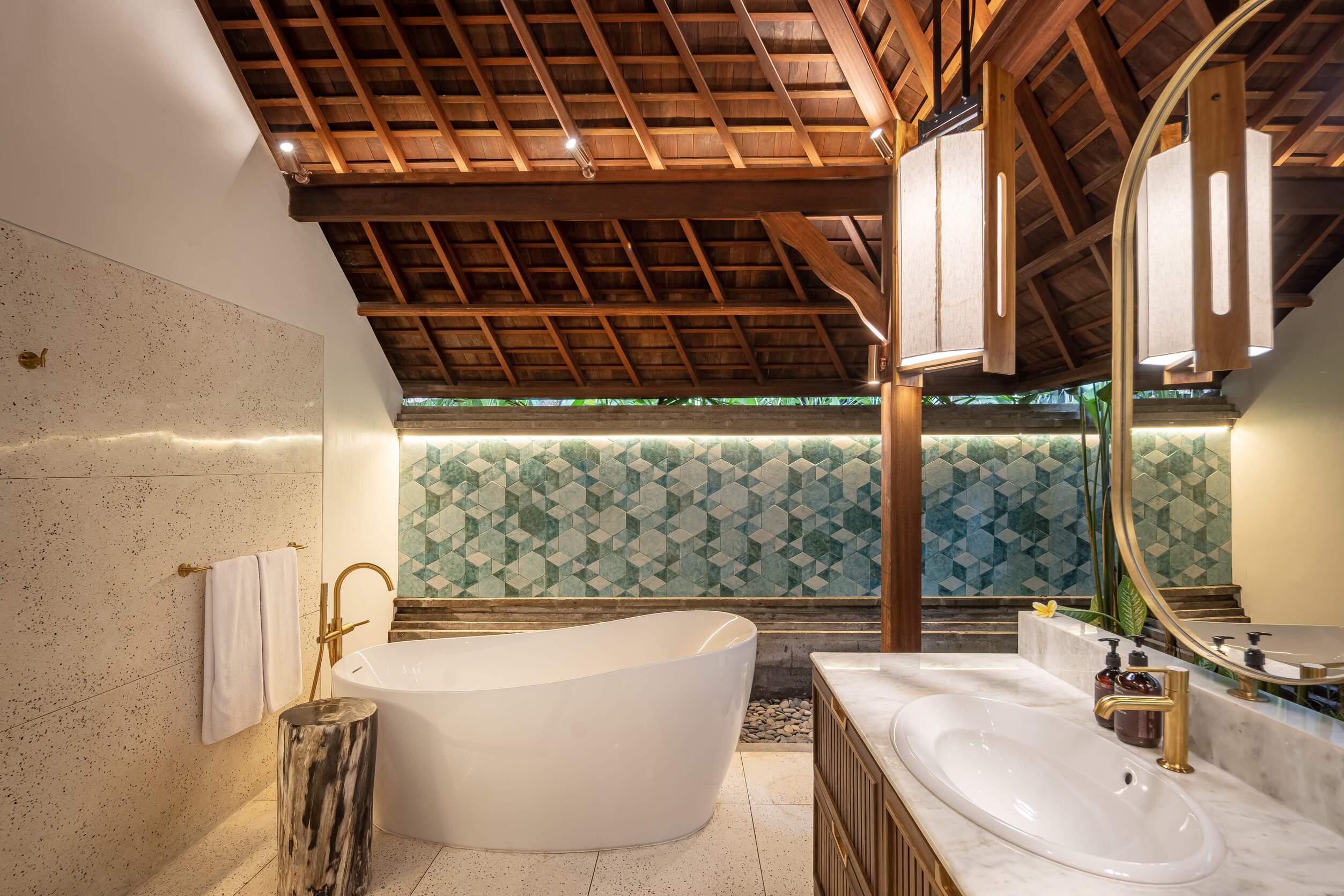 The Suaka Baliaga, Bali 12 (1)