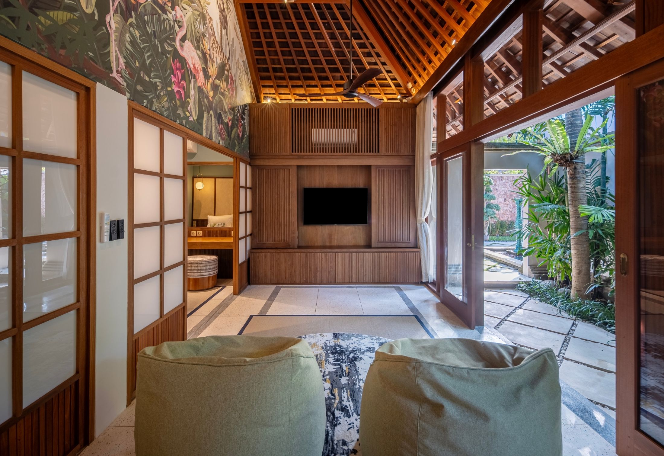 The-Suala-baliaga-TV-room